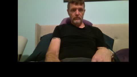 Snapshot of bwcnc chatting on 11-09-25, 10:19 bwcnc online show from 11-09-25, 10:19