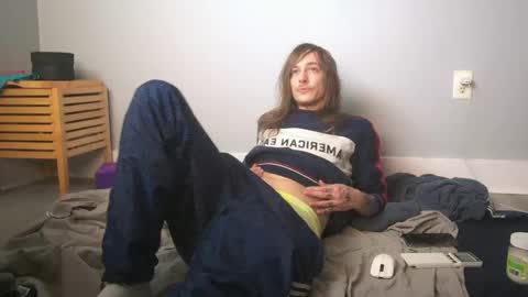 Snapshot of bwctv chatting on 12-18-25, 02:06 sso. online show from 12-18-25, 02:06