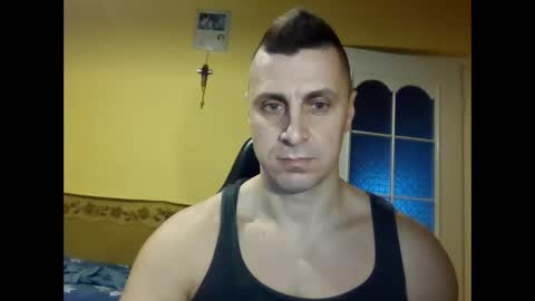 Snapshot of bzykacz1988 chatting on 12-17-25, 02:23 bzykacz1988 online show from 12-17-25, 02:23