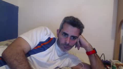 Snapshot of c0llinfarrell chatting on 12-06-24, 10:08 Collin Farrel online show from 12-06-24, 10:08