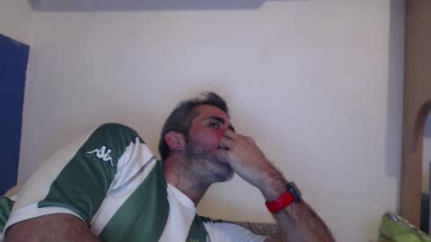 Snapshot of c0llinfarrell chatting on 12-29-24, 12:30 Collin Farrel online show from 12-29-24, 12:30