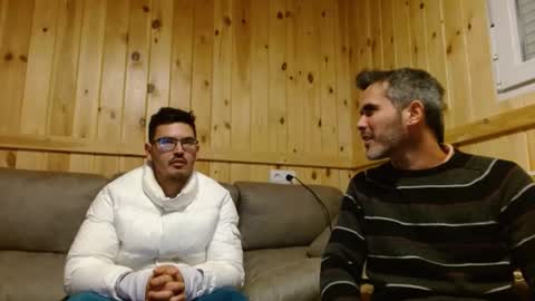 Snapshot of c0llinfarrell chatting on 01-16-25, 11:27 Collin Farrel online show from 01-16-25, 11:27