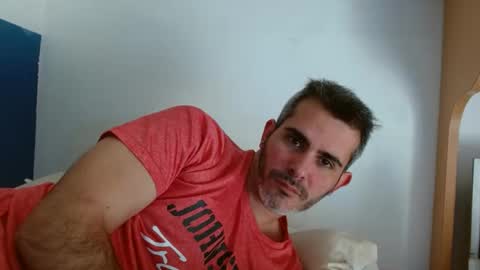 Snapshot of c0llinfarrell chatting on 01-18-25, 02:33 Collin Farrel online show from 01-18-25, 02:33