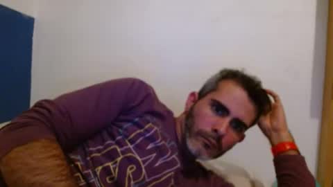 Snapshot of c0llinfarrell chatting on 01-19-25, 05:49 Collin Farrel online show from 01-19-25, 05:49