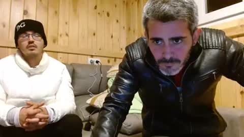 Snapshot of c0llinfarrell chatting on 02-09-25, 09:17 Collin Farrel online show from 02-09-25, 09:17