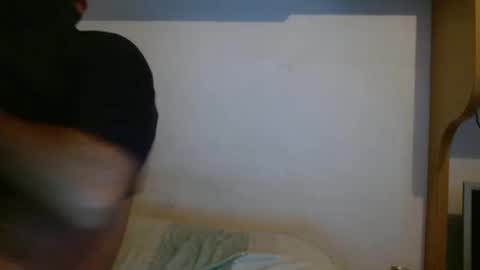 Snapshot of c0llinfarrell chatting on 02-12-25, 04:33 Collin Farrel online show from 02-12-25, 04:33