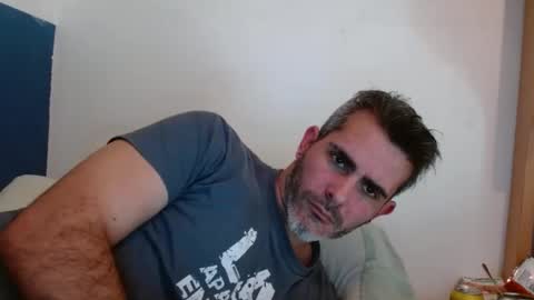 Snapshot of c0llinfarrell chatting on 02-18-25, 11:44 Collin Farrel online show from 02-18-25, 11:44