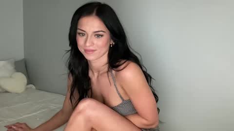 c1luxegirl online show from 09-10-25, 11:16