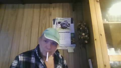 Snapshot of c4u58 chatting on 09-25-25, 02:32 c4u58 online show from 09-25-25, 02:32