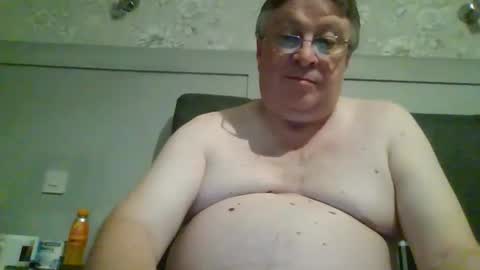 caerphillyphil online show from 10-19-25, 11:27