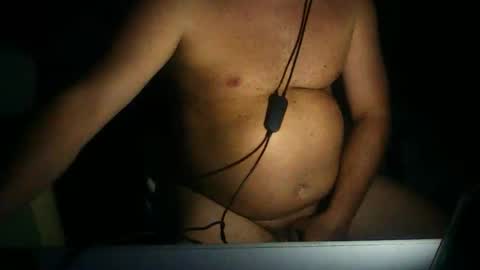 Snapshot of caiofmarangoni chatting on 03-16-26, 12:06 caiofmarangoni online show from 03-16-26, 12:06