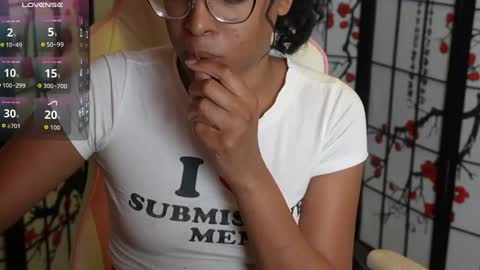 Snapshot of caitlincoxxx chatting on 10-05-25, 02:21 Caitlins Coxxx online show from 10-05-25, 02:21