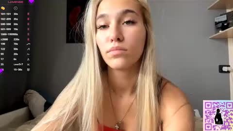 Snapshot of caitlinmorgenroth chatting on 11-11-25, 06:02 Kate online show from 11-11-25, 06:02