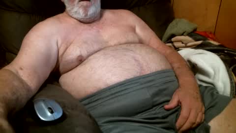 Snapshot of cajungrey75 chatting on 01-12-25, 03:14 cajungrey online show from 01-12-25, 03:14