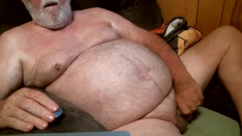 Snapshot of cajungrey75 chatting on 09-26-25, 11:20 cajungrey online show from 09-26-25, 11:20