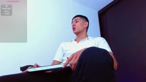 Valerio  online show from 03-11-25, 07:36