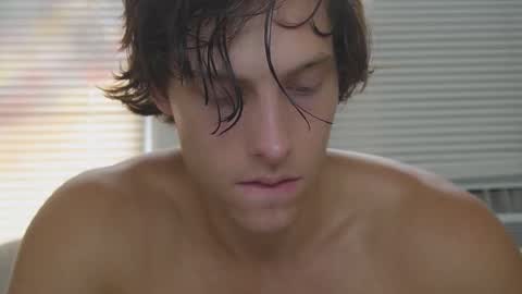 Alex Stone online show from 10-21-25, 04:41