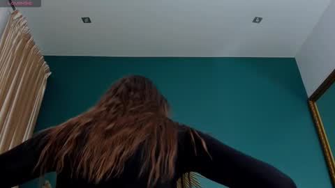 Cali online show from 12-16-25, 01:16