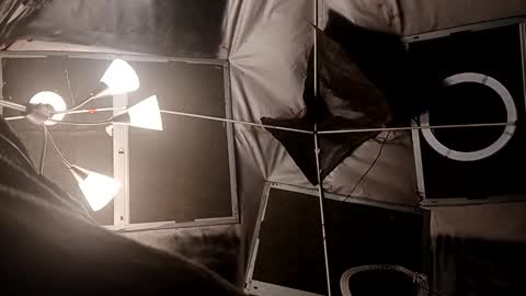 Calisguitar online show from 11-22-25, 12:48