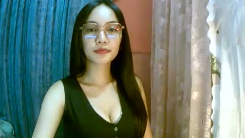 Freya online show from 09-30-25, 08:08