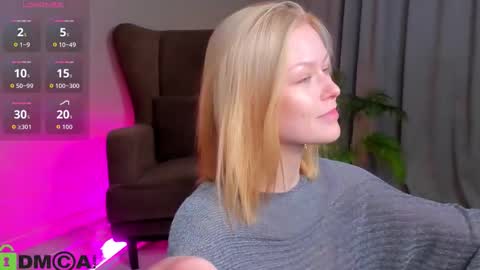 Robin online show from 10-20-25, 11:32