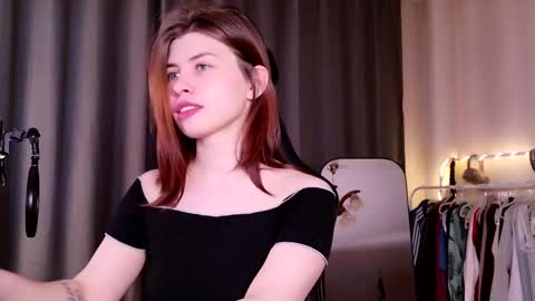 Frida online show from 12-17-25, 08:42