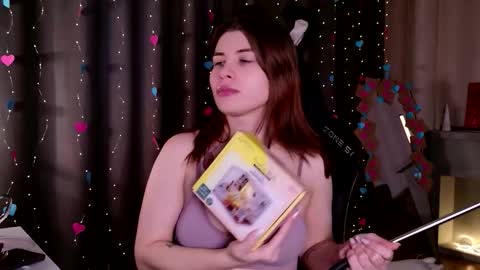 Frida online show from 02-15-26, 10:47