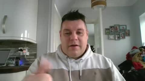 Snapshot of calvin361 chatting on 12-09-24, 02:17 Calvinm365 online show from 12-09-24, 02:17