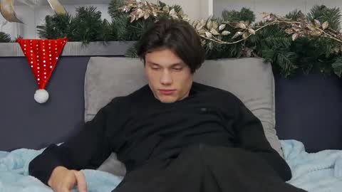 Calvin online show from 12-28-24, 03:47