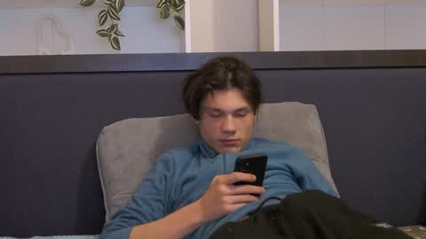 Calvin online show from 01-12-25, 10:43