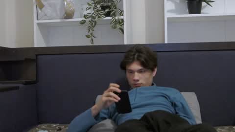 Calvin online show from 01-18-25, 04:59