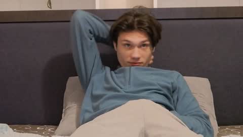 Calvin online show from 01-27-25, 01:16