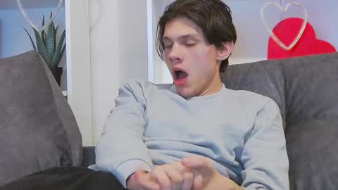 Calvin online show from 02-14-25, 12:51