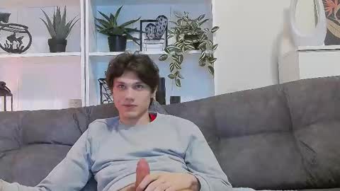 Calvin online show from 03-10-25, 08:23