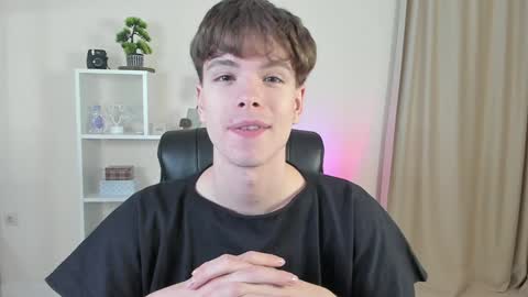 Hey I am Calvin  online show from 12-04-24, 07:12