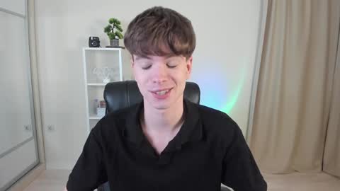 Hey I am Calvin  online show from 12-06-24, 07:12