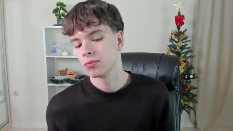 Hey I am Calvin  online show from 12-21-24, 07:06