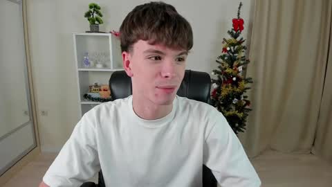 Hey I am Calvin  online show from 12-27-24, 07:03