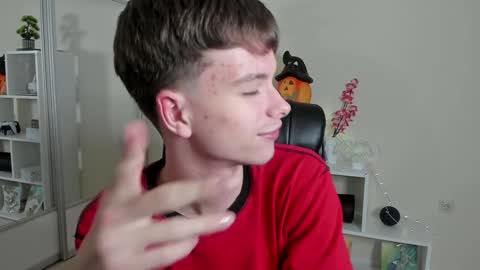 Hey I am Calvin  online show from 01-12-25, 07:10