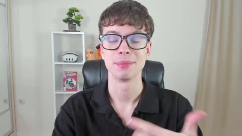 Hey I am Calvin  online show from 01-24-25, 07:07