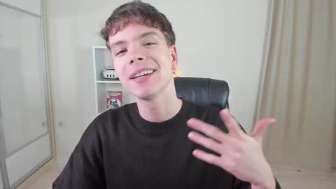 Hey I am Calvin  online show from 01-25-25, 07:07