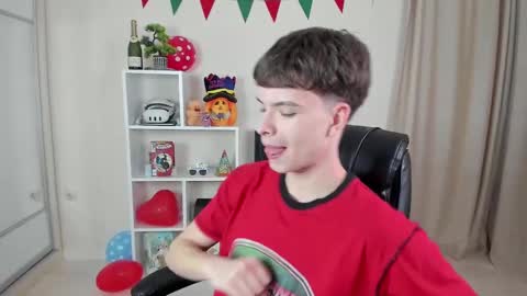 Hey I am Calvin  online show from 03-06-25, 07:10