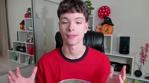 Hey I am Calvin  online show from 03-12-25, 07:06