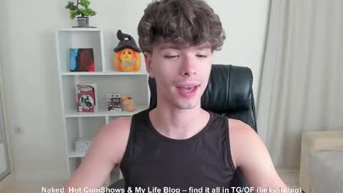 Hey I am Calvin  online show from 09-09-25, 06:07