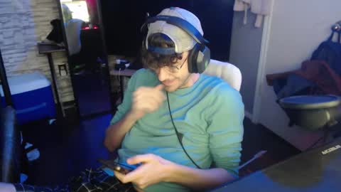 calvin_tanner online show from 11-18-25, 03:38