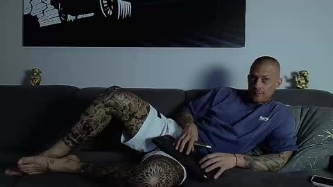 Calvin  online show from 10-28-25, 12:25