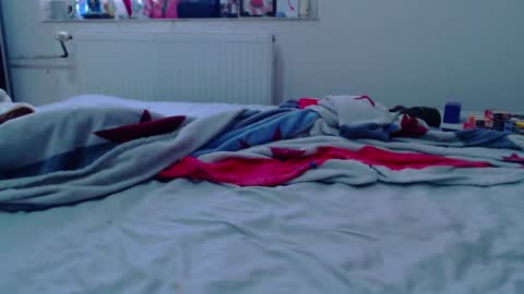 Snapshot of calvinjohnlad chatting on 02-17-25, 05:36 Calvinjohnlad online show from 02-17-25, 05:36