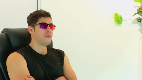 Snapshot of camara110 chatting on 11-02-25, 11:40 camara110 online show from 11-02-25, 11:40