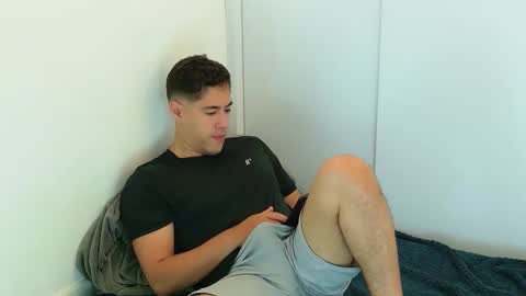 Snapshot of camara110 chatting on 11-08-25, 02:45 camara110 online show from 11-08-25, 02:45