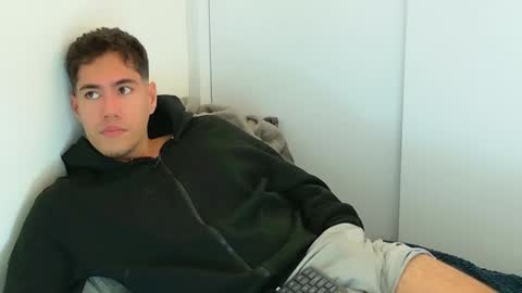 Snapshot of camara110 chatting on 11-08-25, 08:18 camara110 online show from 11-08-25, 08:18